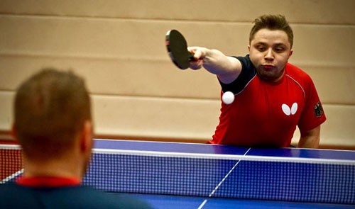 Lifeline Valentin Baus